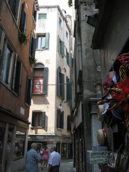 Apartment Ai Miracoli Venedig Exteriör bild